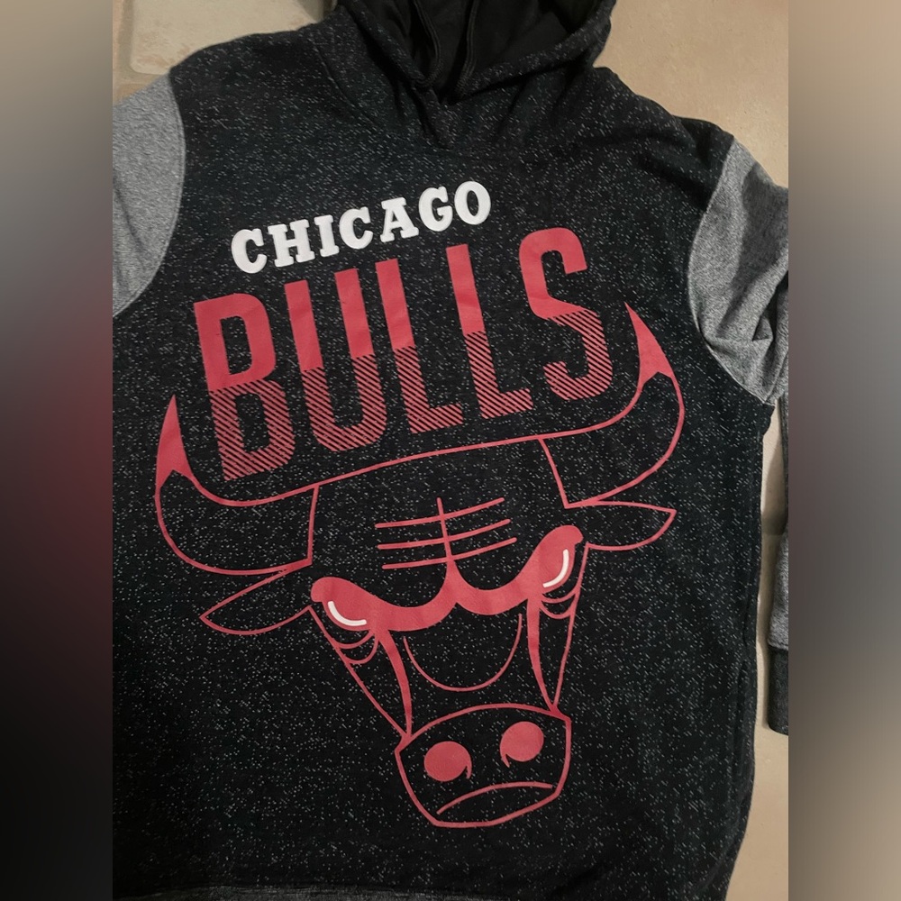 Chicago Bulls NBA Official Hoodie Size S